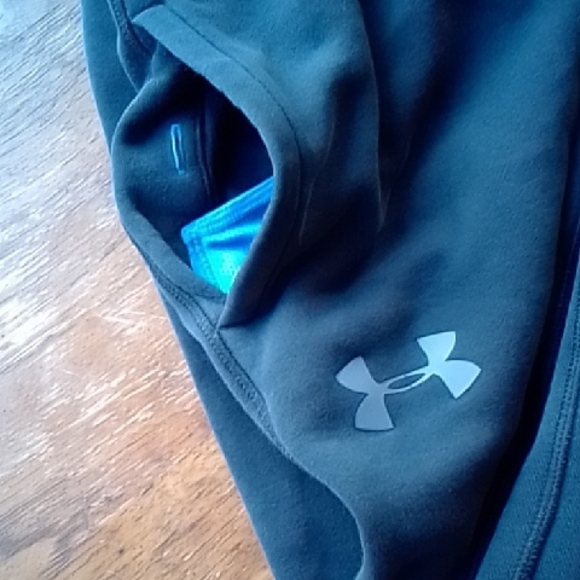 Under Armour Dark Charcoal Navy Joggers!!!! - Picture 3 of 9
